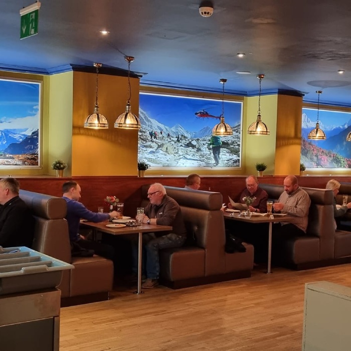 Aroma Bar & Restaurant Happy Customers in Broxburn